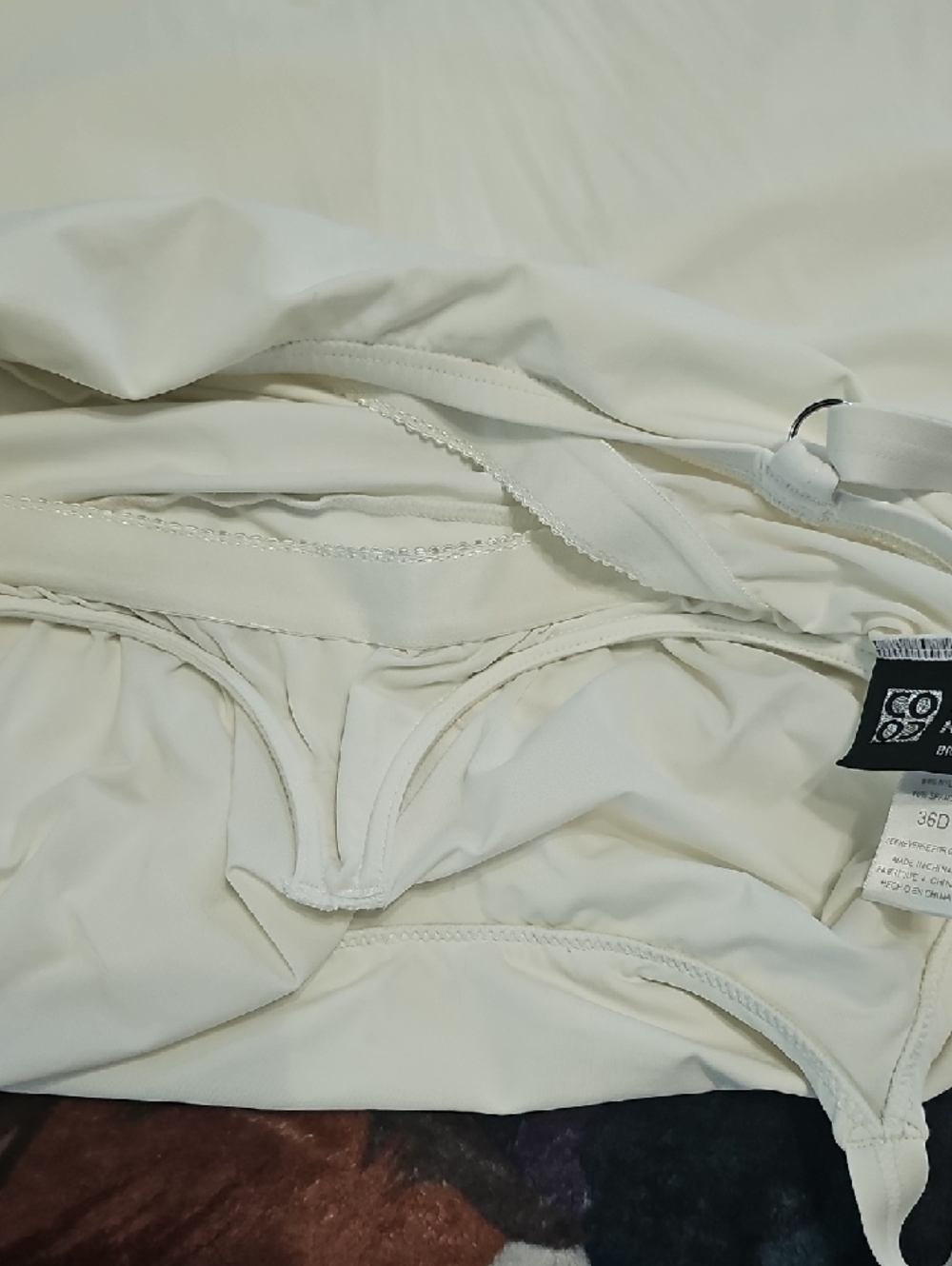 Coco Reef Bathing Top - Picture 7 of 10